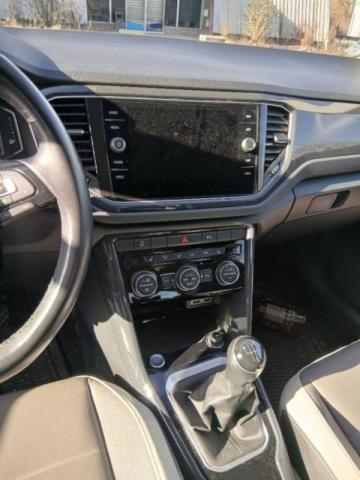 Volkswagen T-Roc image 3