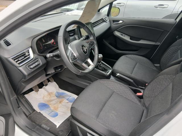 Renault Clio image 2