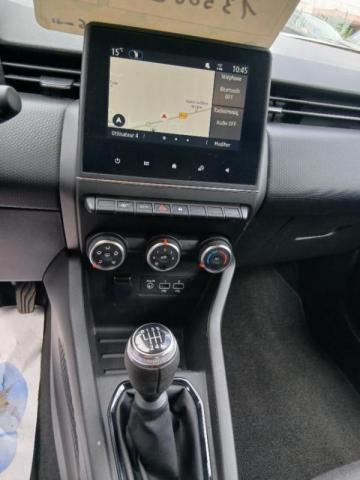 Renault Clio image 1