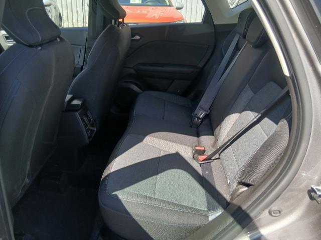Renault Captur image 9
