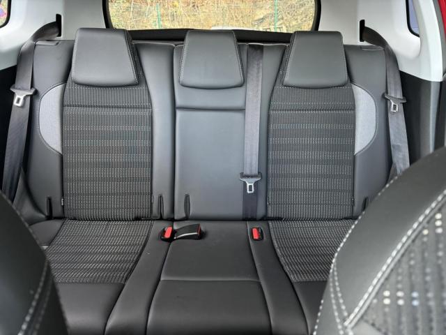 Peugeot 2008 image 9