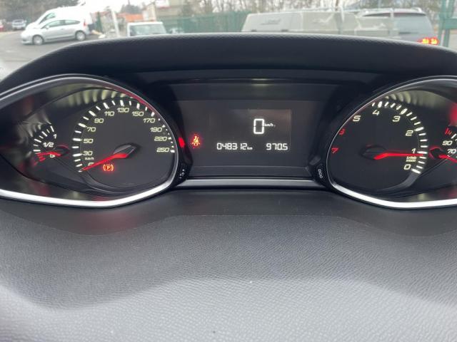Peugeot 308 image 9