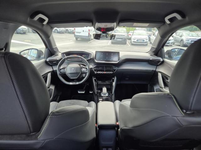 Peugeot 208 image 6