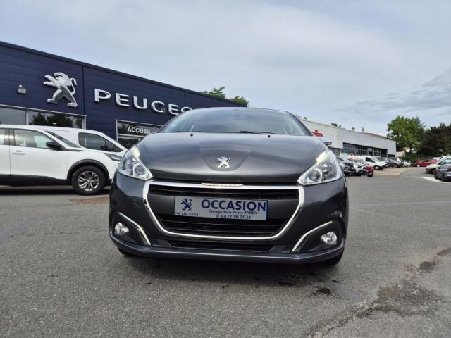 Peugeot 208 image 3