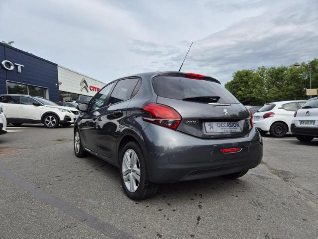 Peugeot 208 image 4
