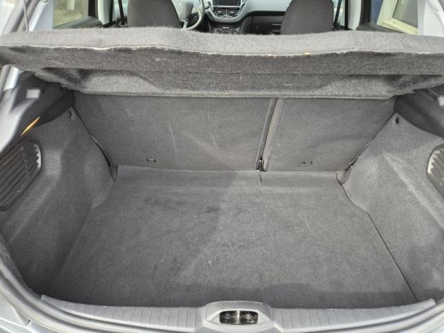 Peugeot 208 image 6