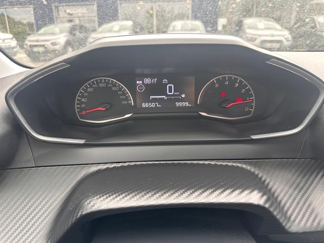 Peugeot 208 image 7
