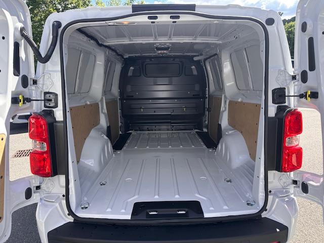 Citroen Jumpy image 2