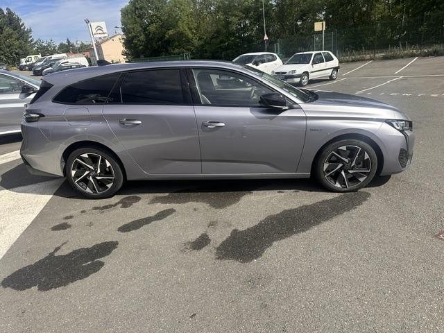 Peugeot 308 image 2