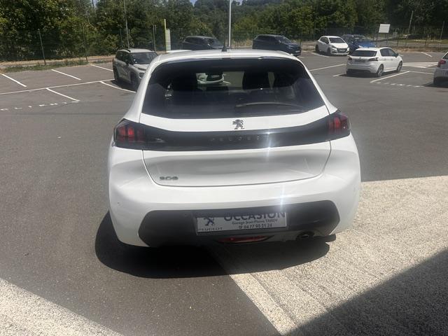 Peugeot 208 image 6
