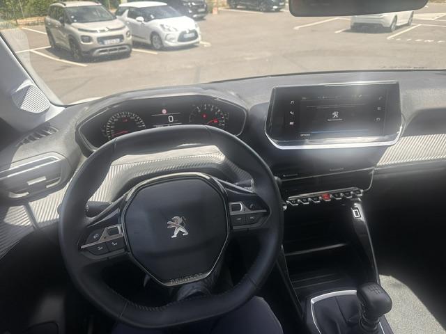 Peugeot 208 image 9