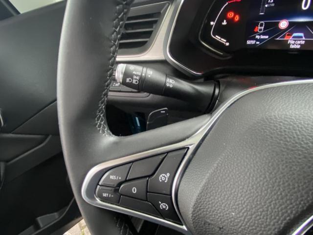 Renault Captur image 3