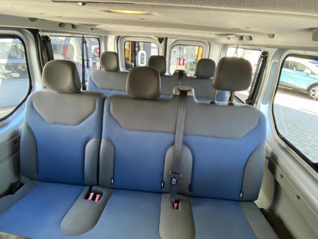Renault Trafic image 4