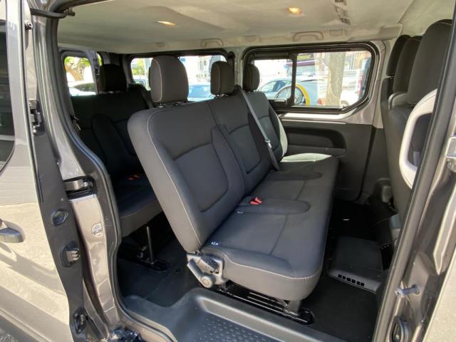 Renault Trafic image 8