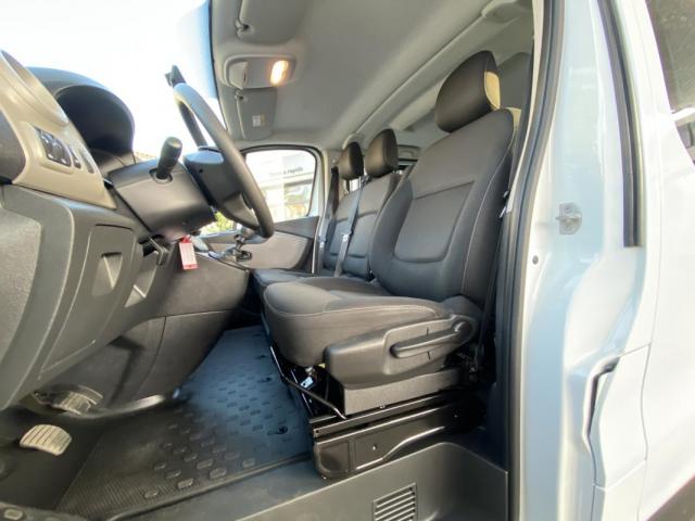 Renault Trafic image 9