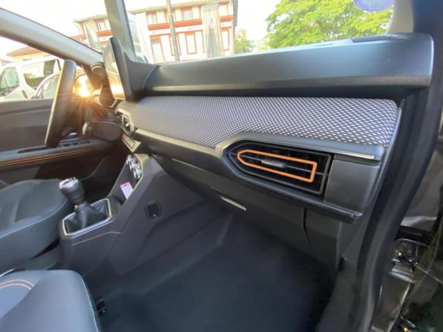 Dacia Sandero Iii image 2