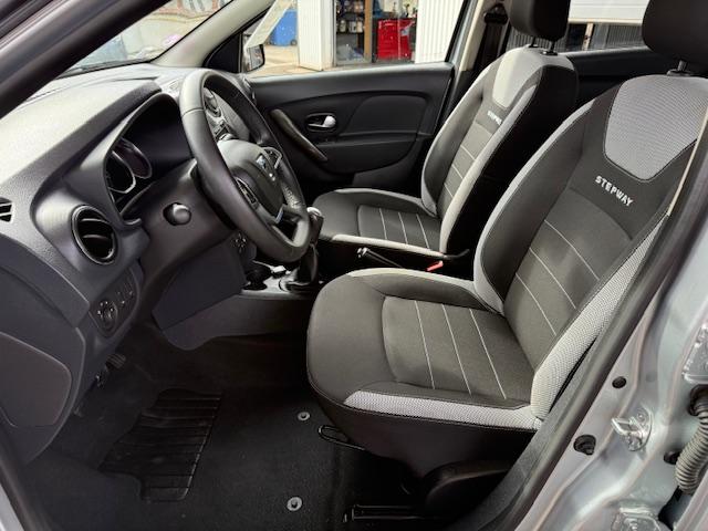 Dacia Sandero Ii image 2