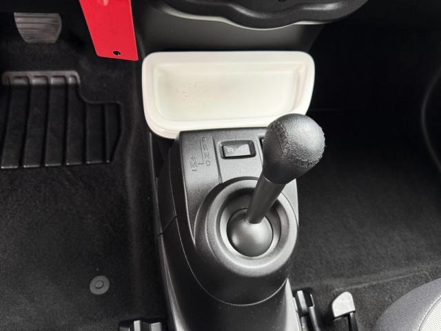 Renault Twingo image 8