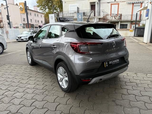 Renault Captur image 1
