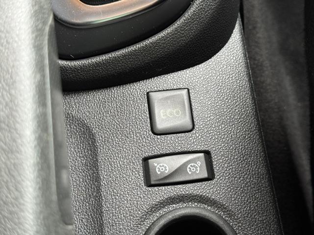 Renault Captur image 8