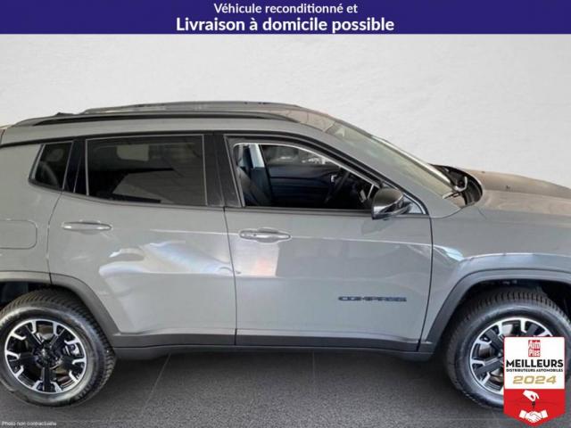 Jeep Compass image 2