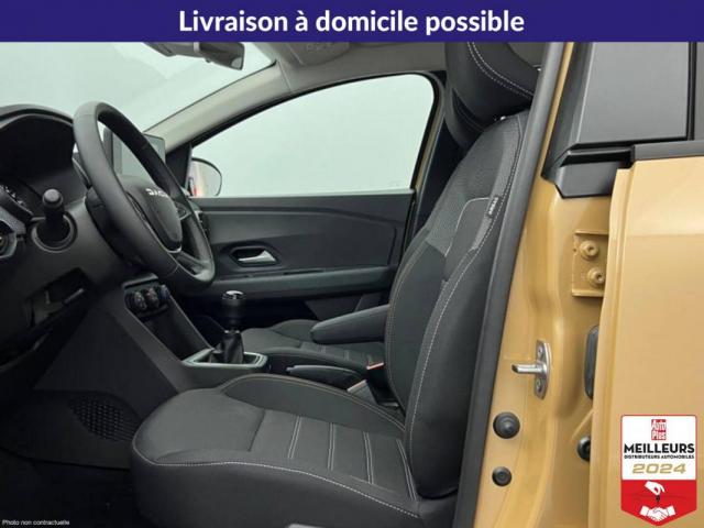 Dacia Sandero image 2