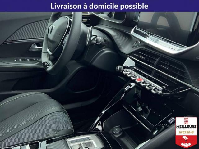 Peugeot 2008 image 2