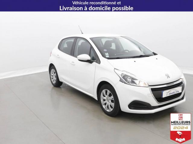 Peugeot 208 image 8