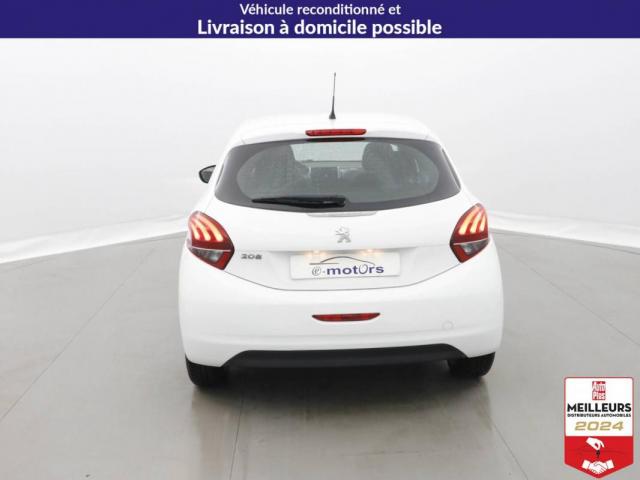 Peugeot 208 image 9