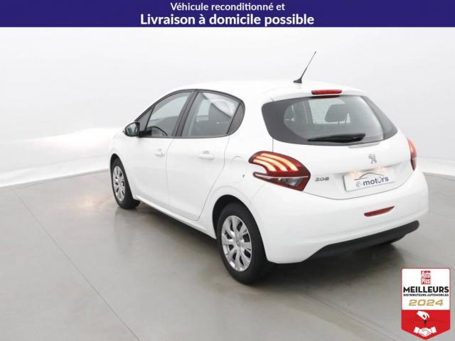 Peugeot 208 image 3