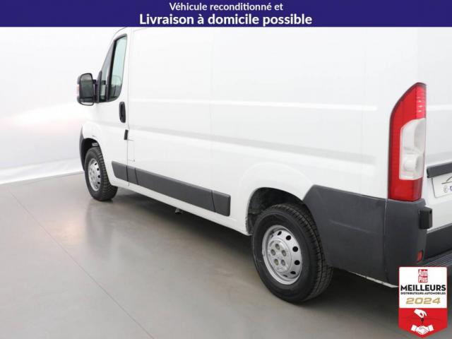Peugeot Boxer image 1