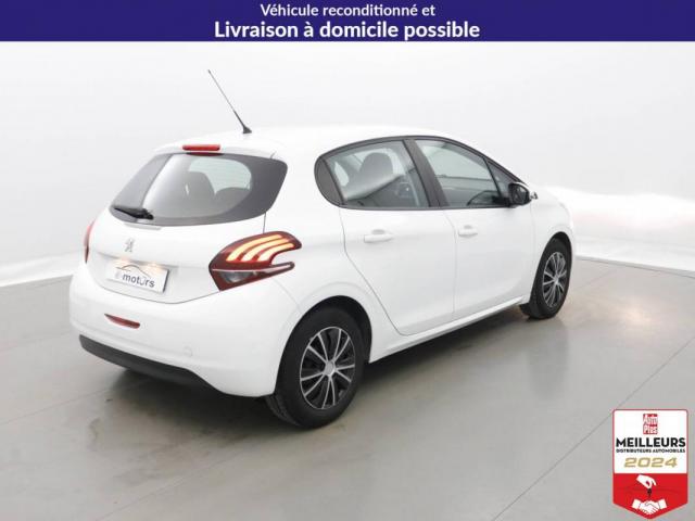 Peugeot 208 image 5