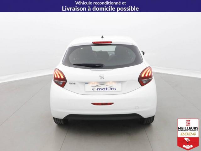 Peugeot 208 image 9