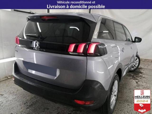Peugeot 5008 image 1