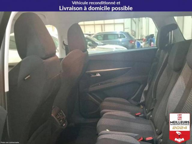 Peugeot 5008 image 3