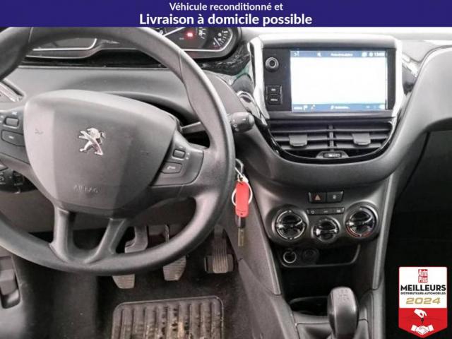 Peugeot 208 image 1