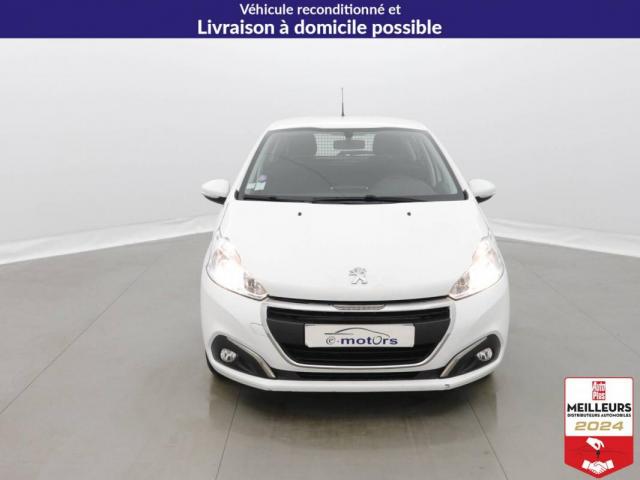 Peugeot 208 image 2