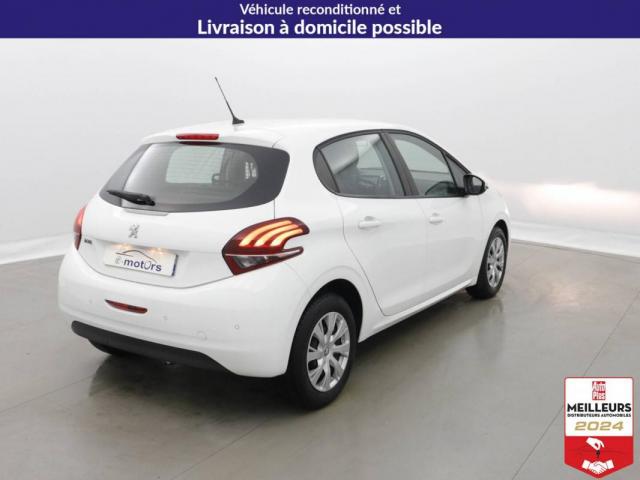 Peugeot 208 image 3