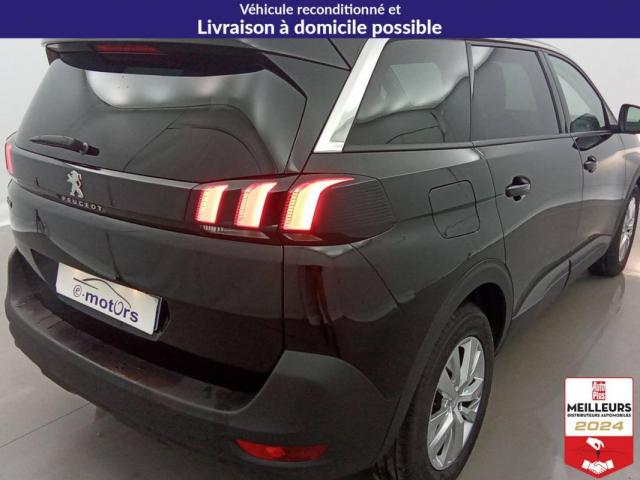 Peugeot 5008 image 2