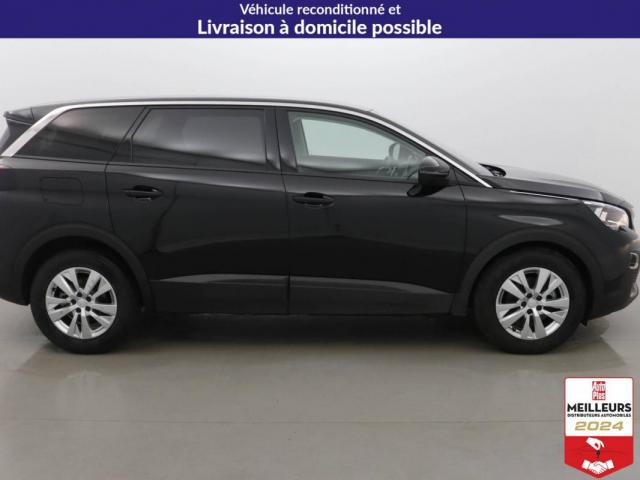 Peugeot 5008 image 1