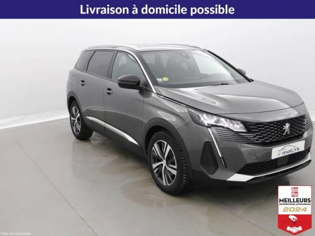 Peugeot 5008 image 1