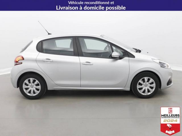 Peugeot 208 image 6