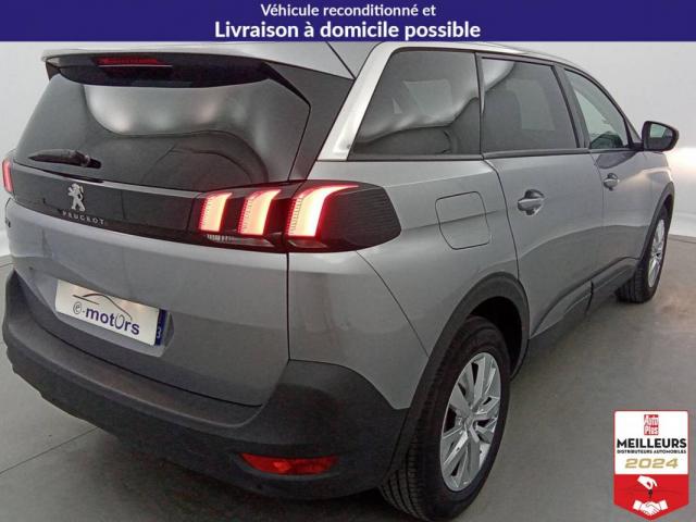 Peugeot 5008 image 8