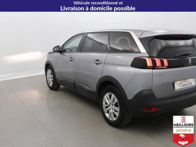 Peugeot 5008 image 2
