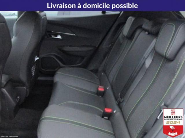 Peugeot 2008 image 2