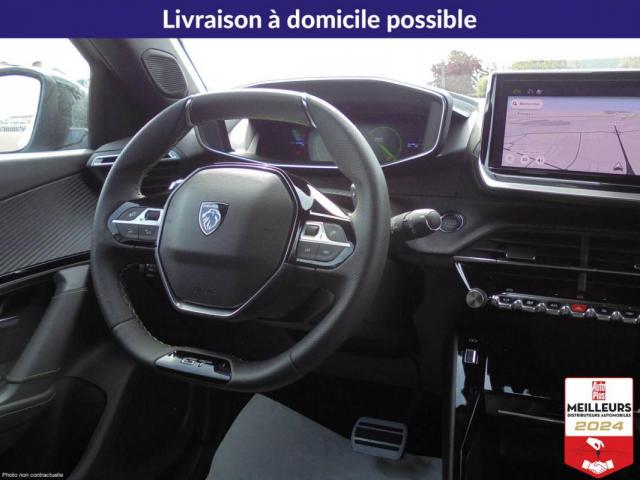 Peugeot 2008 image 1