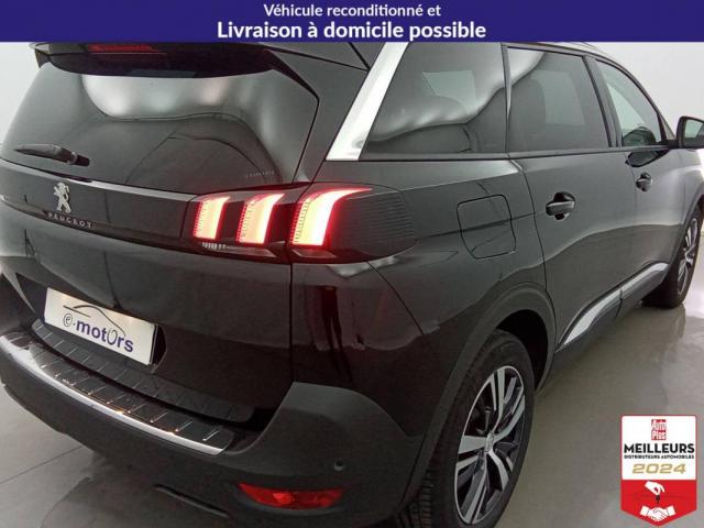 Peugeot 5008 image 8