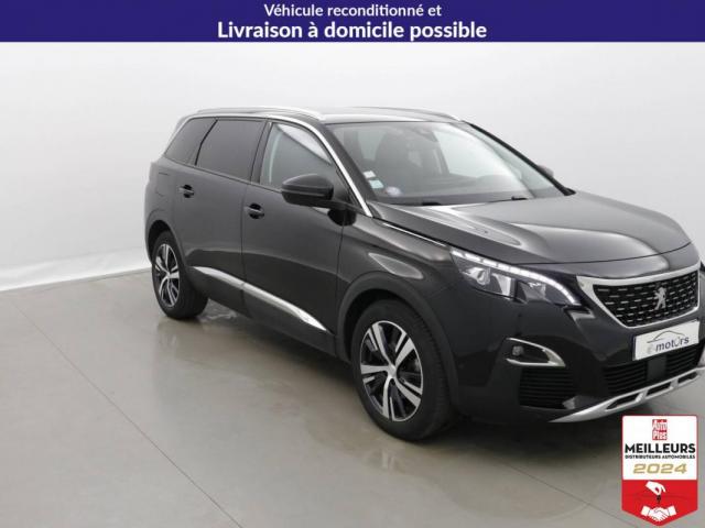 Peugeot 5008 image 1