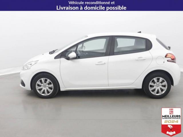 Peugeot 208 image 7