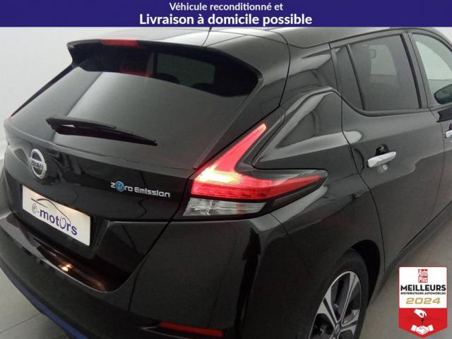 Nissan Leaf image 2